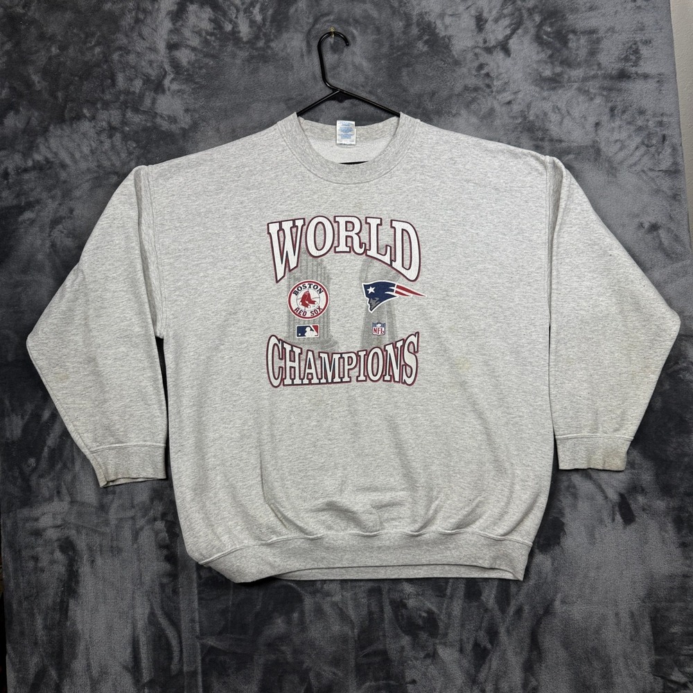 Gildan Sweatshirt Mens XXL Gray Boston Red Sox Patriots World Champions Graphic